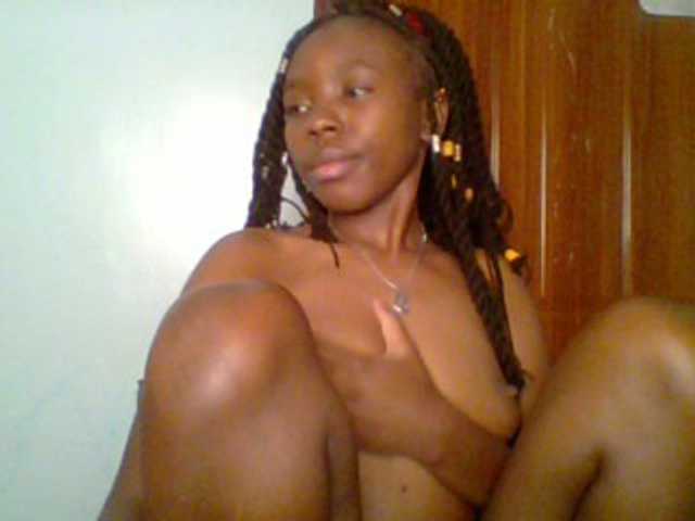 chocolate-brownie's BongaCams show and profile