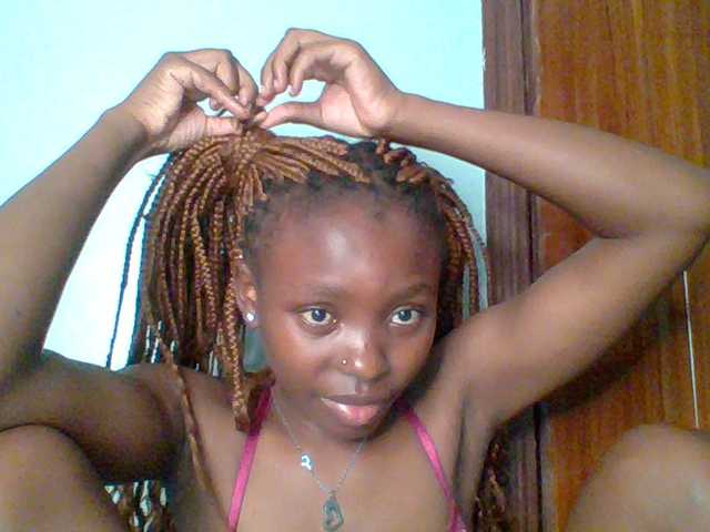 chocolate-brownie's BongaCams show and profile