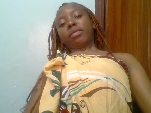 chocolate-brownie's BongaCams show and profile