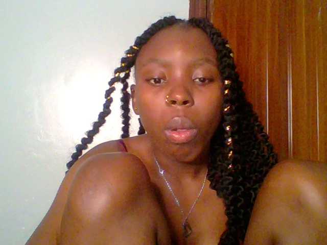 chocolate-brownie's BongaCams show and profile