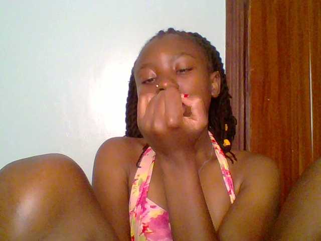 chocolate-brownie's BongaCams show and profile