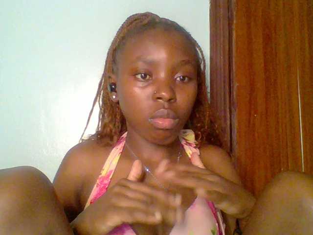 chocolate-brownie's BongaCams show and profile