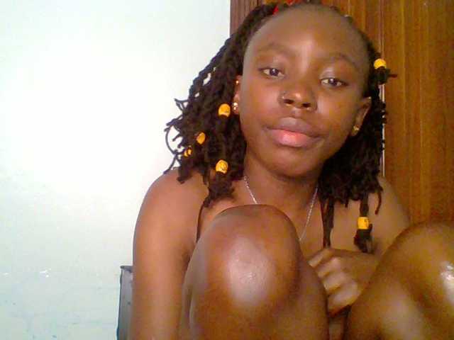 chocolate-brownie's BongaCams show and profile