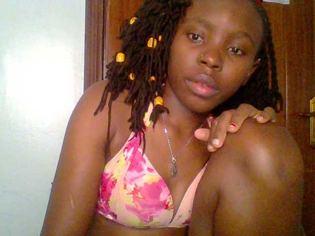 chocolate-brownie's BongaCams show and profile