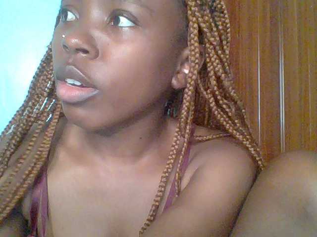 chocolate-brownie's BongaCams show and profile