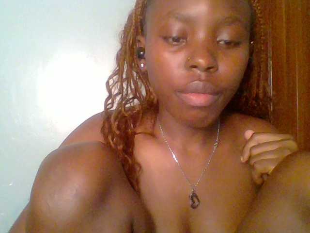 chocolate-brownie's BongaCams show and profile