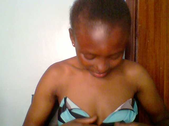 chocolate-brownie's BongaCams show and profile