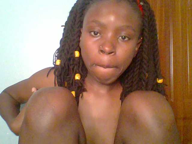 chocolate-brownie's BongaCams show and profile