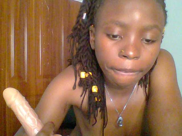 chocolate-brownie's BongaCams show and profile