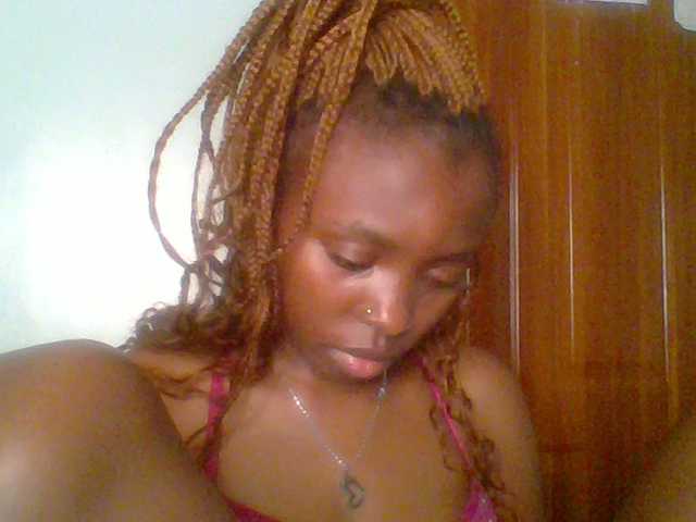 chocolate-brownie's BongaCams show and profile