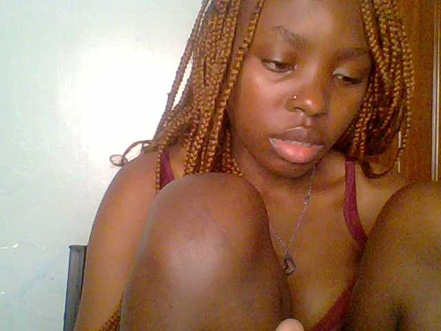 chocolate-brownie's BongaCams show and profile