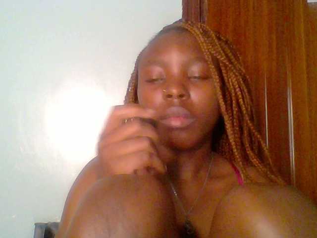 chocolate-brownie's BongaCams show and profile