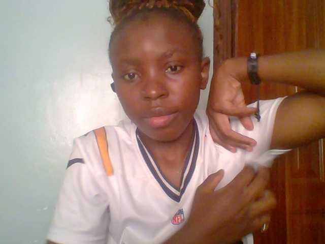 chocolate-brownie's BongaCams show and profile