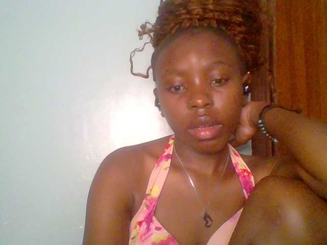 chocolate-brownie's BongaCams show and profile