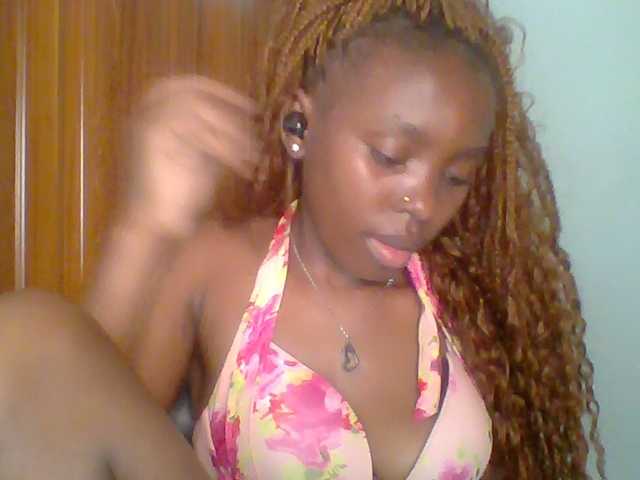 chocolate-brownie's BongaCams show and profile