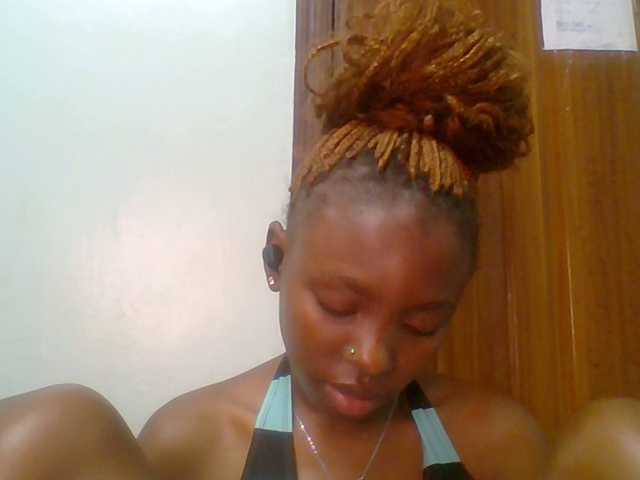 chocolate-brownie's BongaCams show and profile