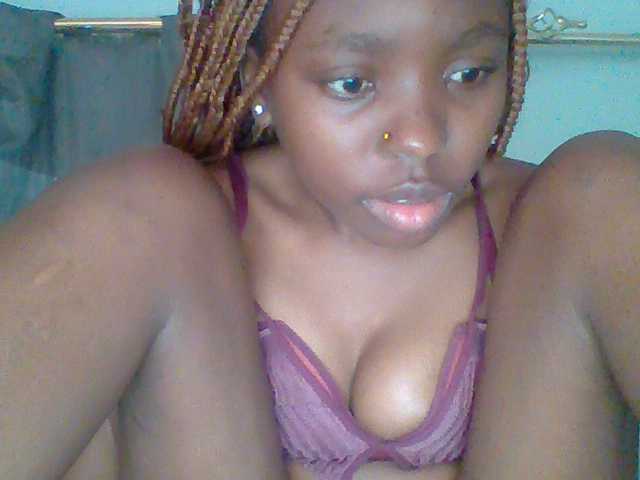 chocolate-brownie's BongaCams show and profile