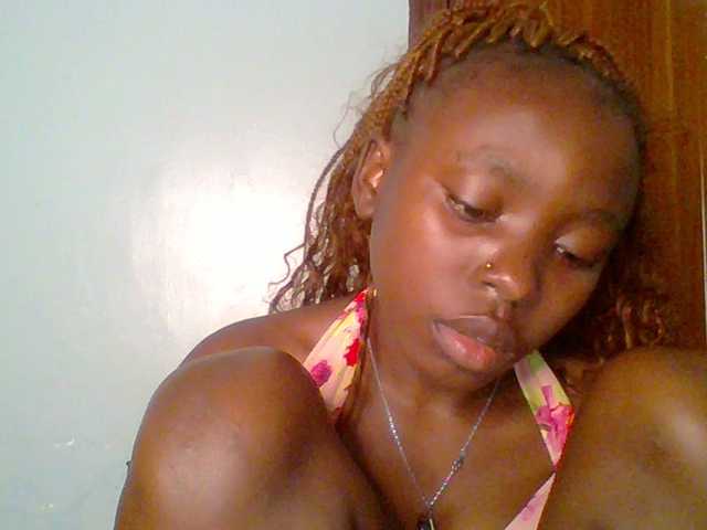 chocolate-brownie's BongaCams show and profile