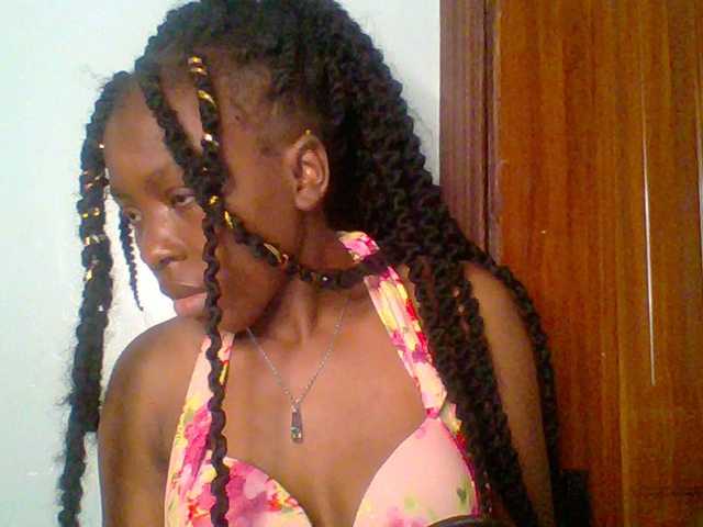 chocolate-brownie's BongaCams show and profile