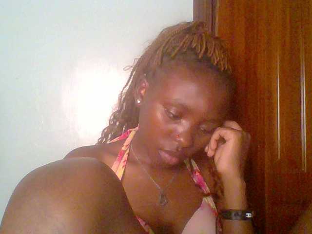 chocolate-brownie's BongaCams show and profile