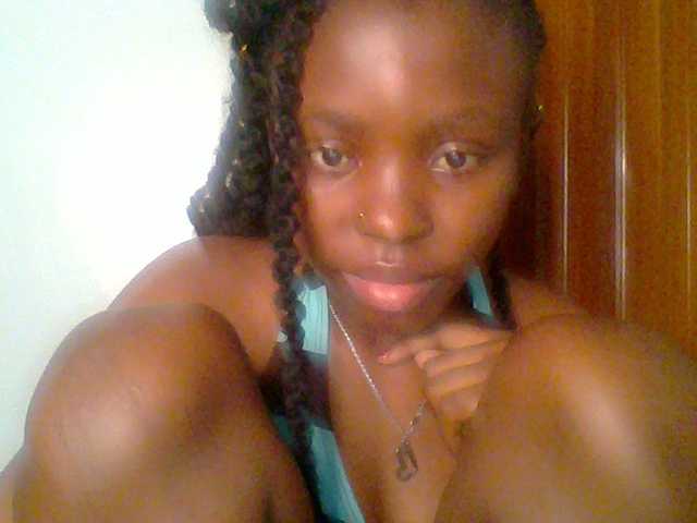 chocolate-brownie's BongaCams show and profile