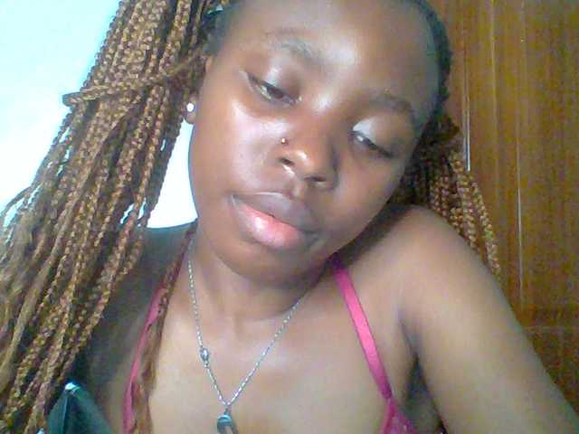 chocolate-brownie's BongaCams show and profile