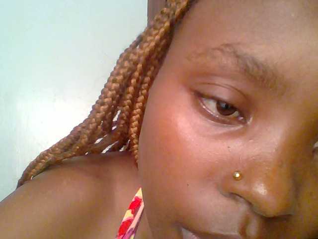 chocolate-brownie's BongaCams show and profile