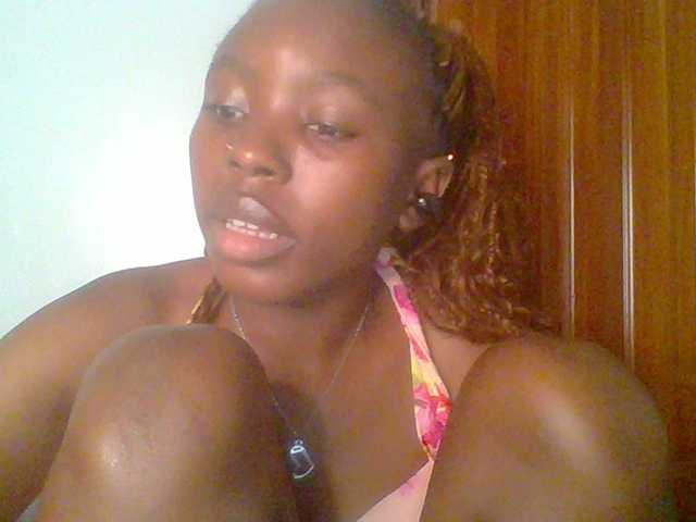 chocolate-brownie's BongaCams show and profile