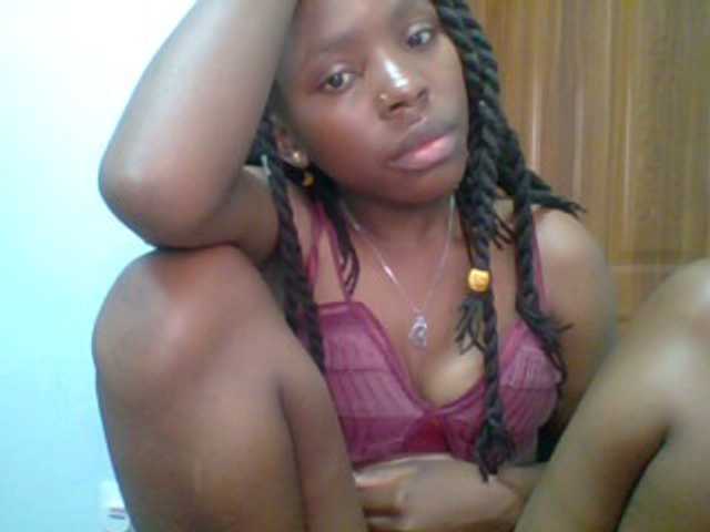 chocolate-brownie's BongaCams show and profile