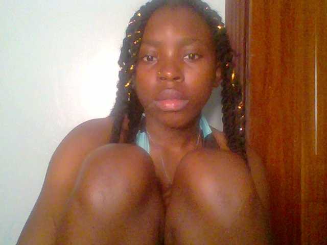 chocolate-brownie's BongaCams show and profile