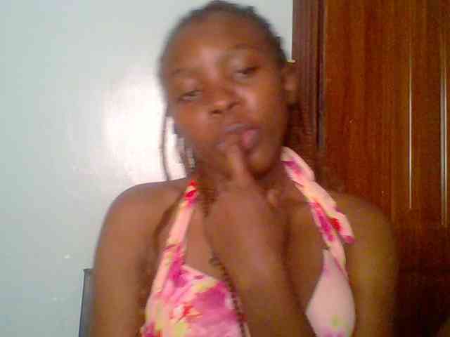 chocolate-browni... Live Webcam on BongaCams