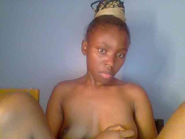 chocolate-browni... Live Webcam on BongaCams