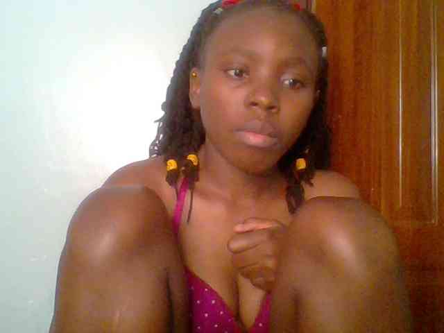 chocolate-browni... Live Webcam on BongaCams