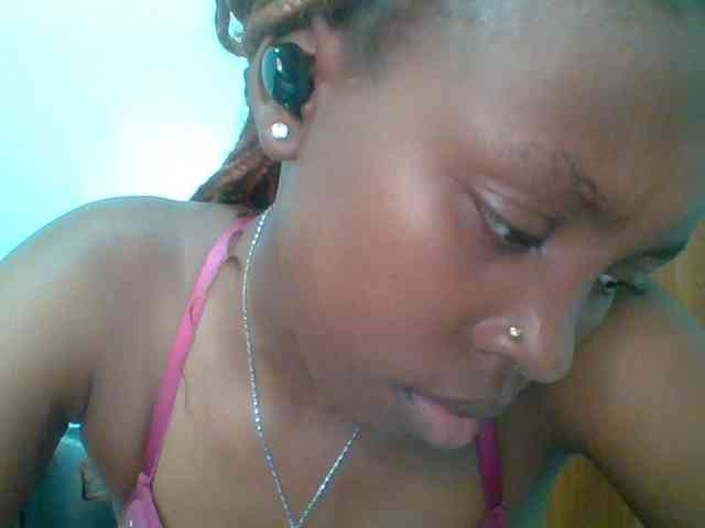 chocolate-browni... Live Webcam on BongaCams