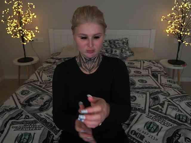 KellyBabbe Live Webcam on BongaCams