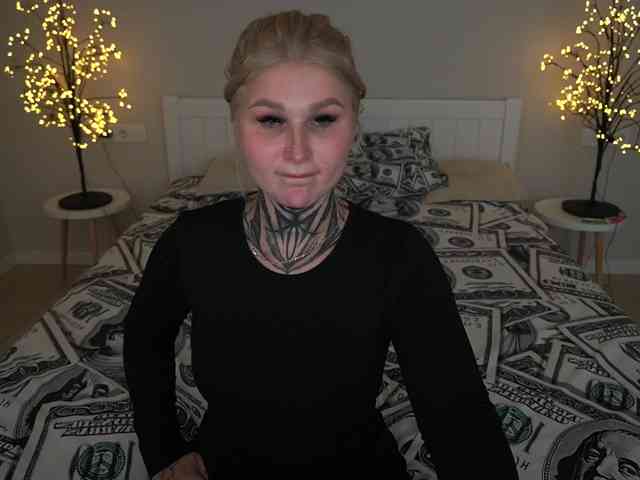 KellyBabbe Live Webcam on BongaCams