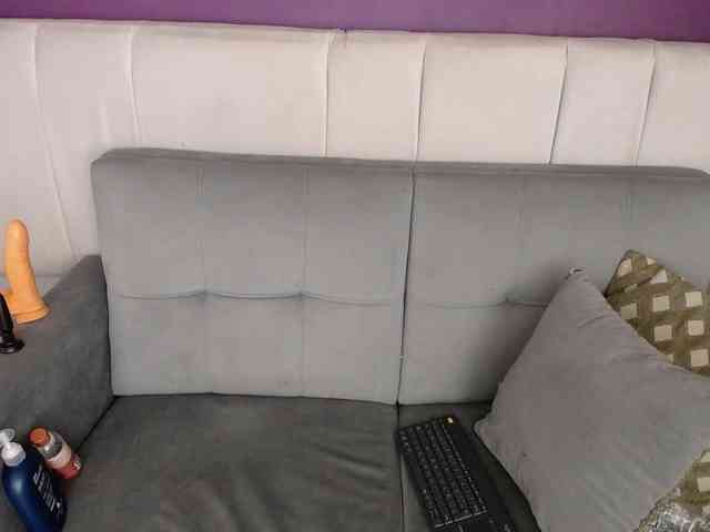 PamelaJohnsonn webcam