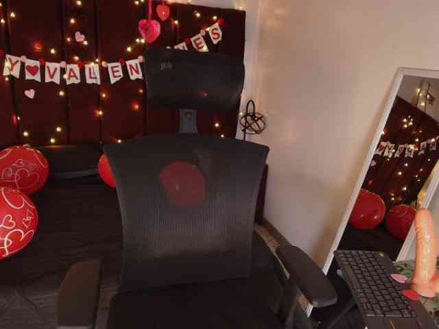 PamelaJohnsonn webcam