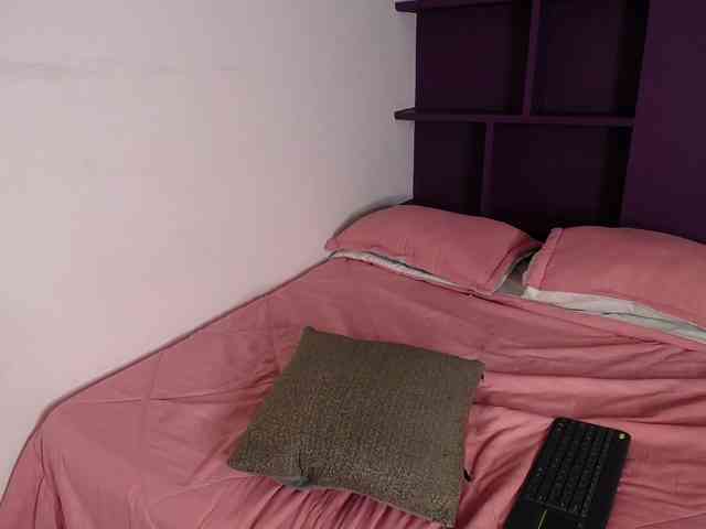 PamelaJohnsonn webcam