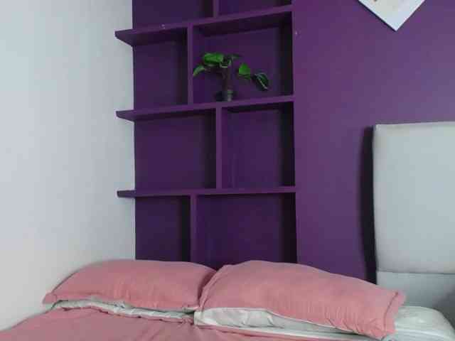 PamelaJohnsonn webcam