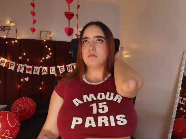 PamelaJohnsonn webcam