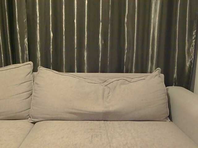 AriaShy's BongaCams show and profile