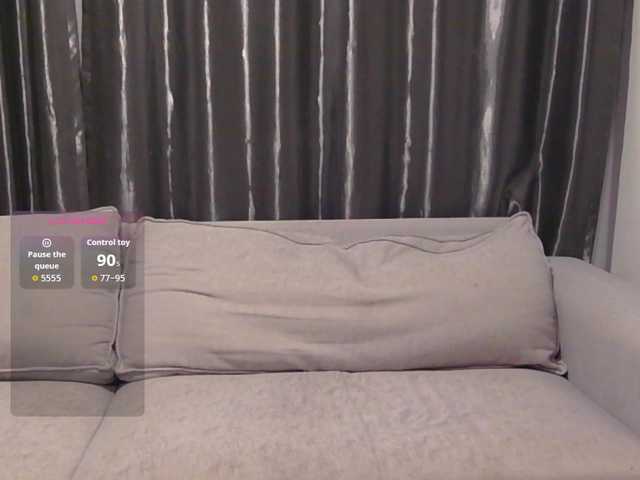 AriaShy's BongaCams show and profile