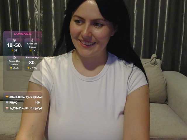 AriaShy's BongaCams show and profile