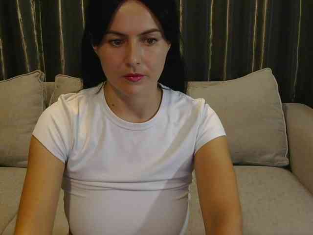 AriaShy bongacams