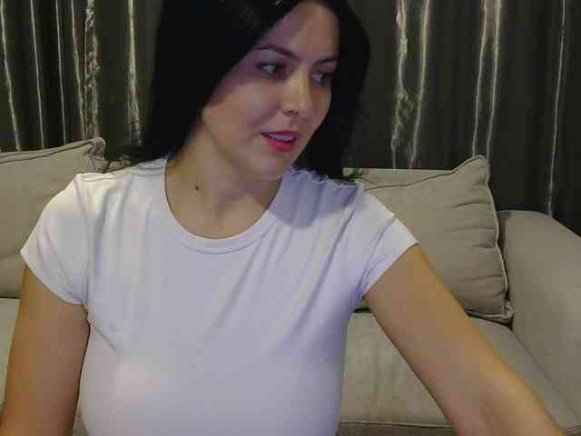 AriaShy webcam