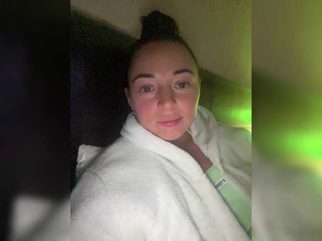 Uljchik's BongaCams show and profile