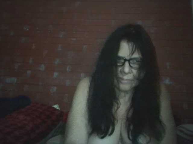 Barbara-CIN's BongaCams show and profile