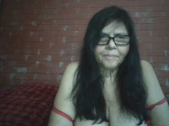 Barbara-CIN's BongaCams show and profile