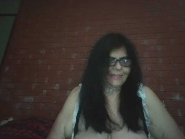 Barbara-CIN's BongaCams show and profile